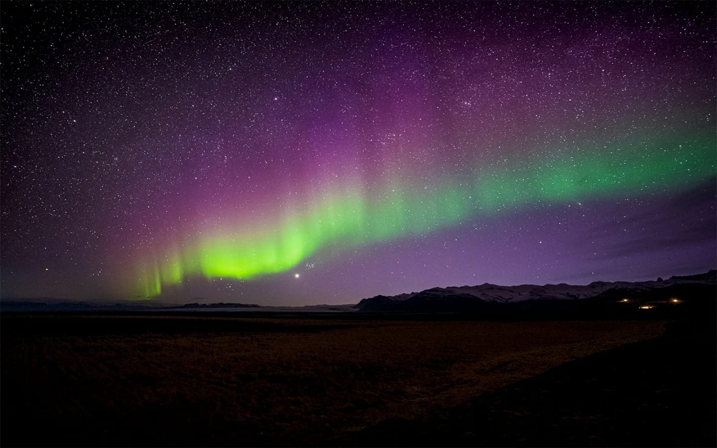 Il ritorno della Regina: quando vedere l’aurora boreale in Islanda