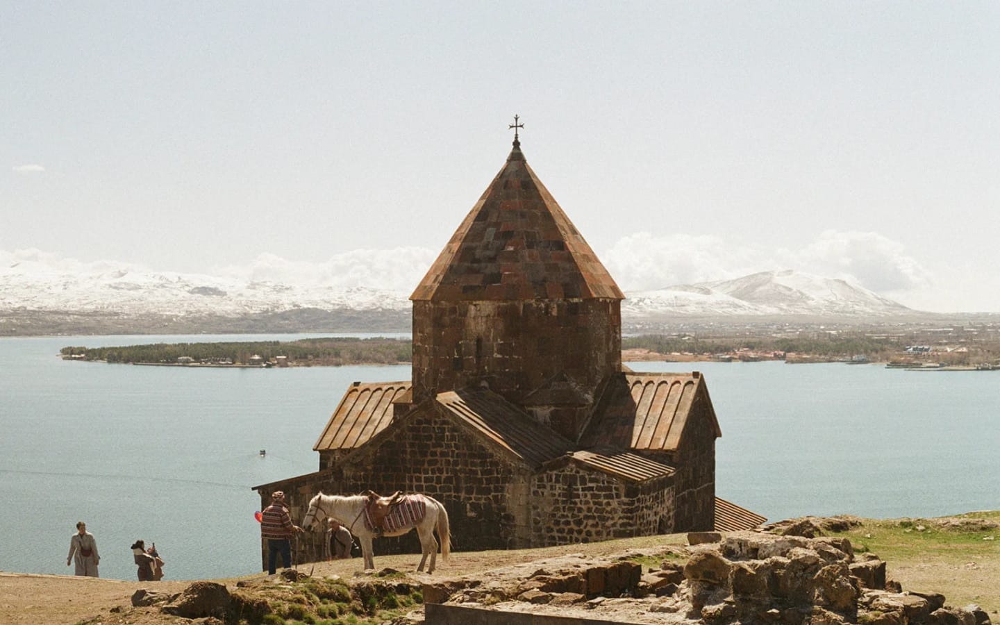 Viaggio in Georgia e Armenia a luglio: natura, cultura e avventura