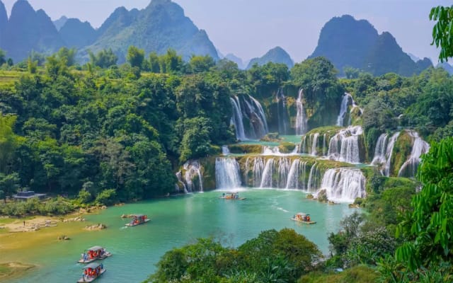 Vietnam con Adrian Fartade